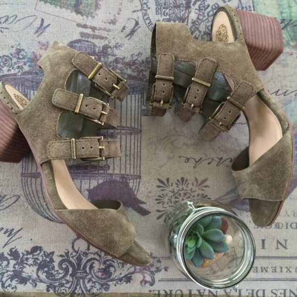 Vince Camuto Shoes - FINAL SALE! Deleting! Vince Camuto Suede Cage Heel